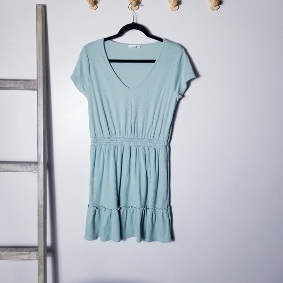 LC LAUREN CONRAD GREEN DRESS SIZE MEDIUM - Picture 1 of 10